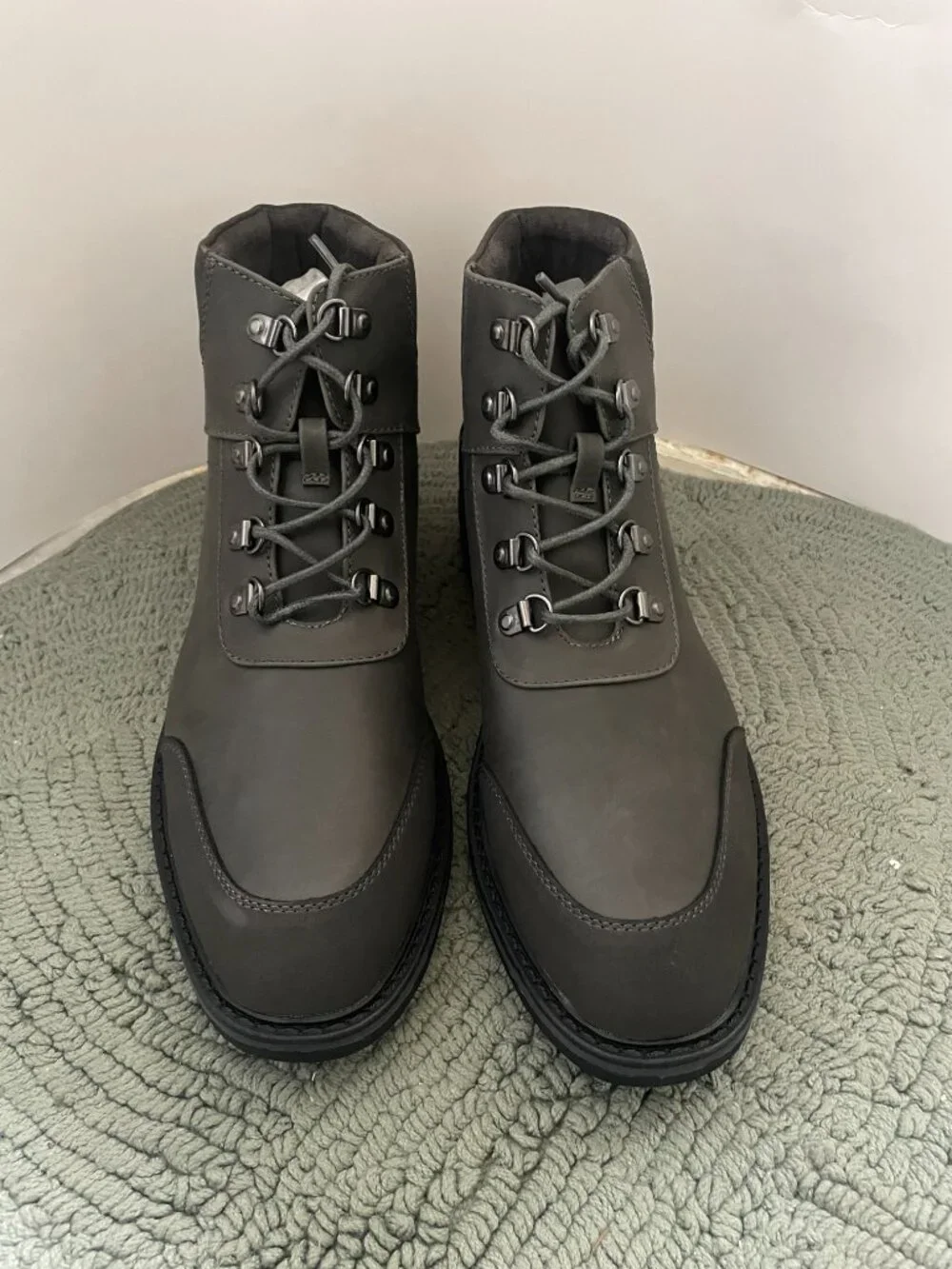 Unlisted by Kenneth Cole Men's Bainx Hiker Boots Dark Grey 9.5 NWT